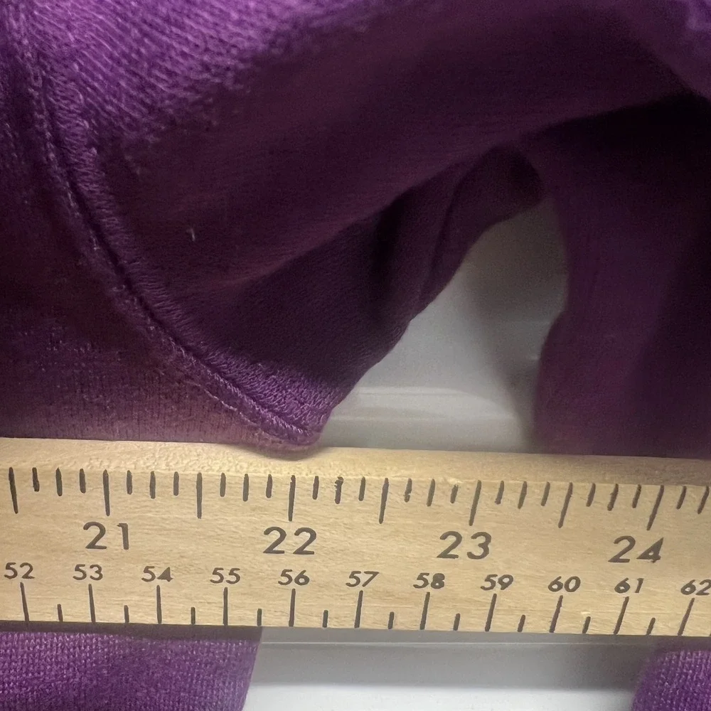Jennifer Lauren Sweatshirt Size M Womens Purple Relaxed Crew Neck Fleece NWT‎